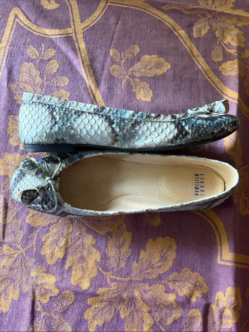 Stuart Weitzman Gray-Blue Snake-Print Bow Ballet Flats